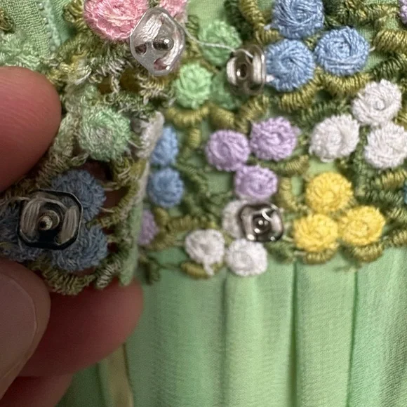 Elegant Green Embellished Handsmade Women's Vintage 70’s Dress - Picture 5 of 11